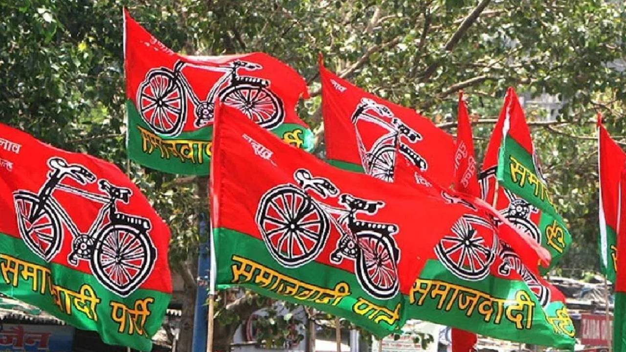 अखिलेश ने दिया बड़ा सरप्राइज...सपा ने राम गोपाल यादव और धनराज नथवानी को बनाया उम्मीदवार, आज दाखिल करेंगे नामांकन