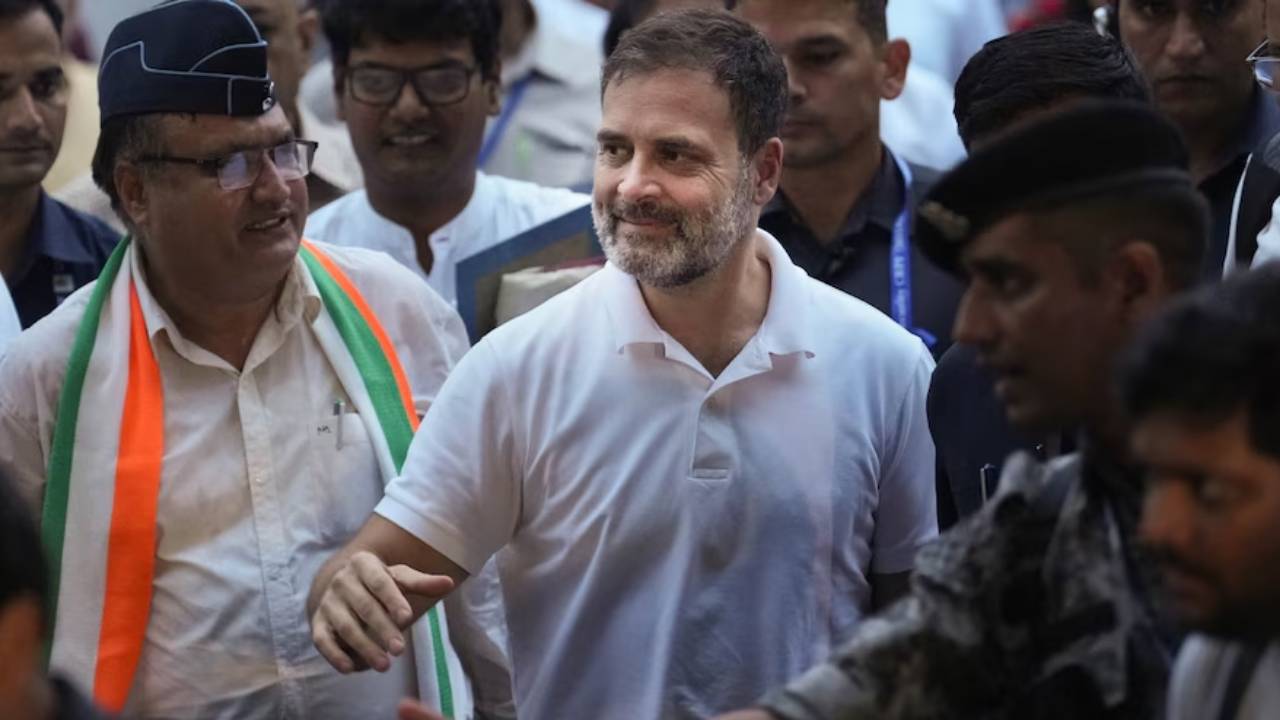 सुल्तानपुर कोर्ट से राहुल गांधी को बड़ी राहत, अमित शाह मानहानि केस में हुए बरी