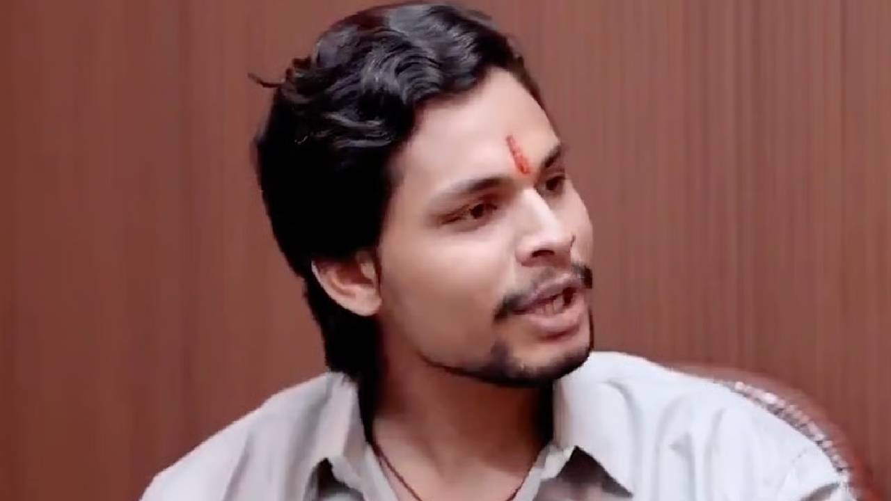 जंतर-मंतर प्रदर्शन में पिता को चोट पहुंचाने का मामला गरमाया, जानें दिल्ली पुलिस ने क्या कहा