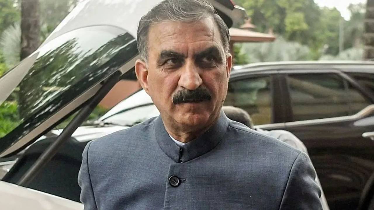 स्वास्थ्य शिविर में CM सुक्खू का टेस्ट फेल, उपकरणों की विश्वसनीयता पर जताई चिंता