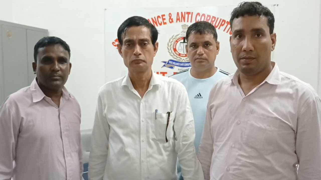 हरियाणा के भिवानी तहसील में रिश्वतखोरी पर विजिलेंस का शिकंजा, 10 हजार की रिश्वत लेते फील्ड कानूनगो रंगे हाथ गिरफ्तार