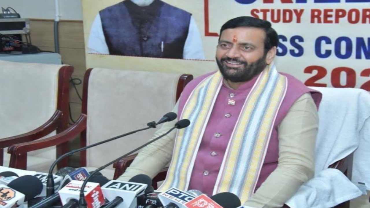 Haryana News: हरियाणा के युवाओं को मिलेगा सही कौशल, सीएम सैनी ने 23 जिलों की Skill Gap Report की जारी
