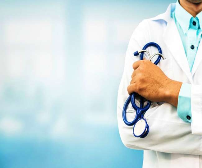 हड़ताल पर रहेगें देशभर के 3 लाख डाॅक्टर।