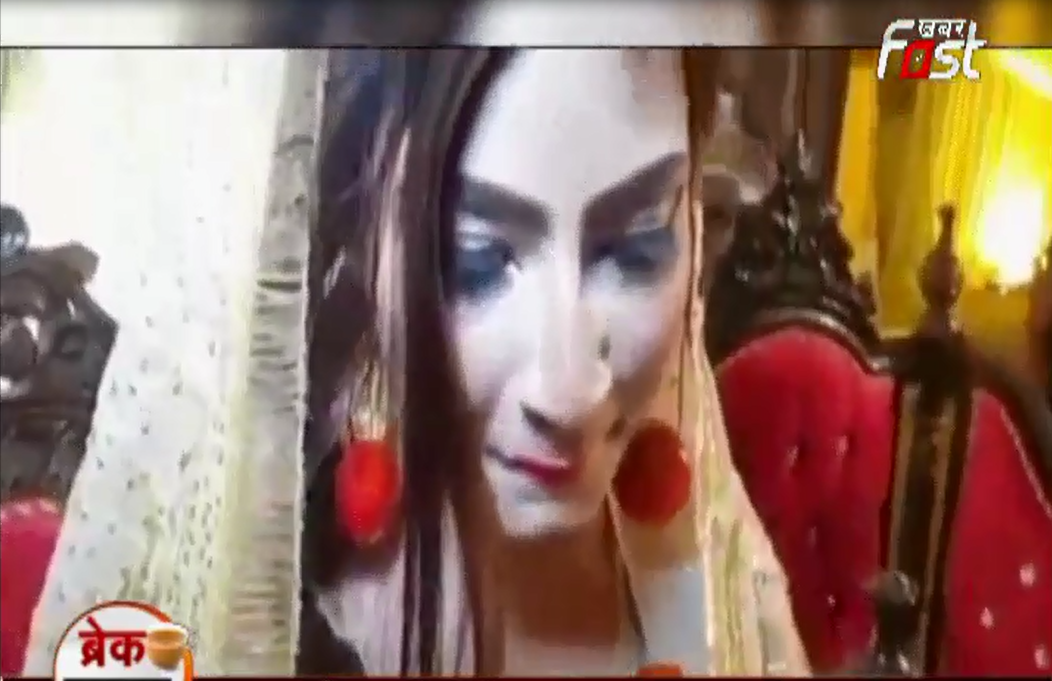 Video- जब दुल्हन ने गहनों की जगह पहनी टमाटर की माला...