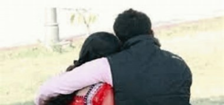 Crime News: शादीशुदा इरफान प्रेमिका के लिए बना हैवान , कॉल गर्ल का सिर काट रखा आंगन में