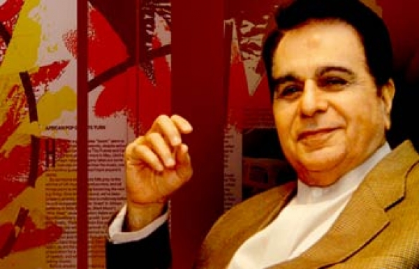 91 साल के हुए ट्रेजडी किंग दिलीप कुमार