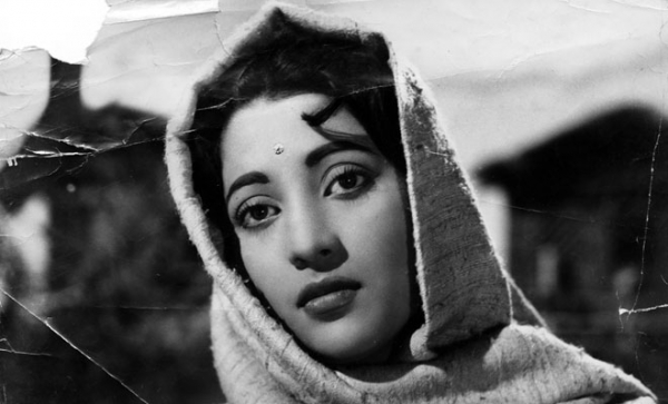 सुचित्रा सेन की हालत नाजुक, ऑक्सीजन का सहारा