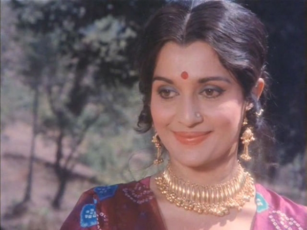 मेरी प्रिय मित्र थीं नंदा: आशा पारेख