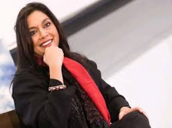 सरोद के बाद अब मीरा नायर का बैग गायब