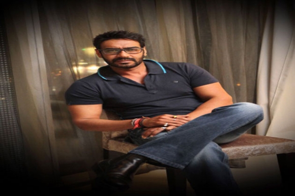 अजय देवगन को नहीं हैं पसंद 8 पैक एब्स