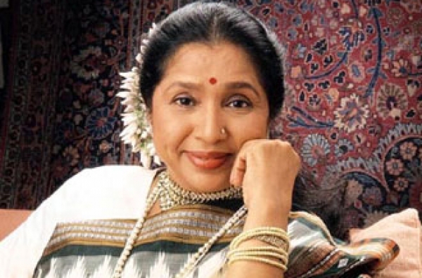 आशा भोंसले को दुबई में लाइफटाइम अचीवमेंट अवार्ड