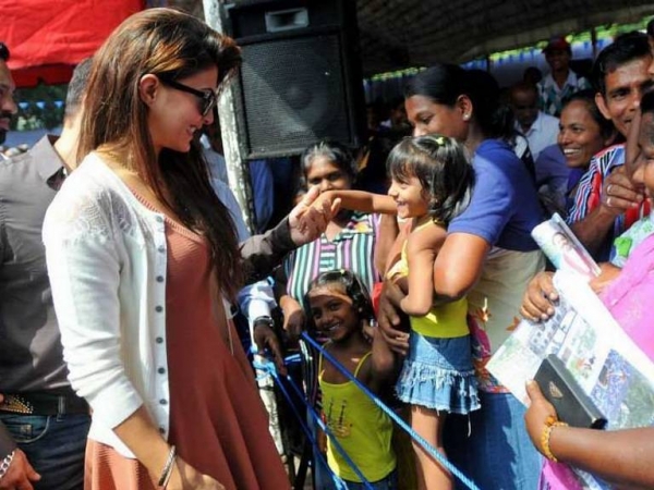 श्रीलंका जाकर विवादों में फंसे सलमान खान