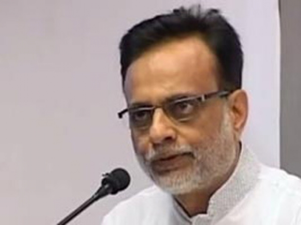 बड़े बैंक बनाने को विलय अधिग्रहण ही नहीं उपाय : वित्‍त सेवा सचिव