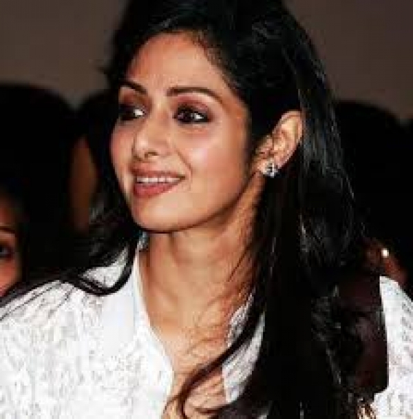 फिल्मों में तमिल फिल्म पुली के साथ कमबैक करेगी श्रीदेवी 