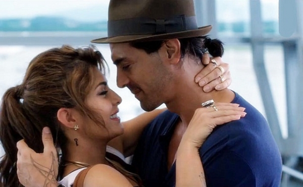 रॉय के गाने बूंद-बूंद में जैकलीन-अर्जुन का Bold अवतार