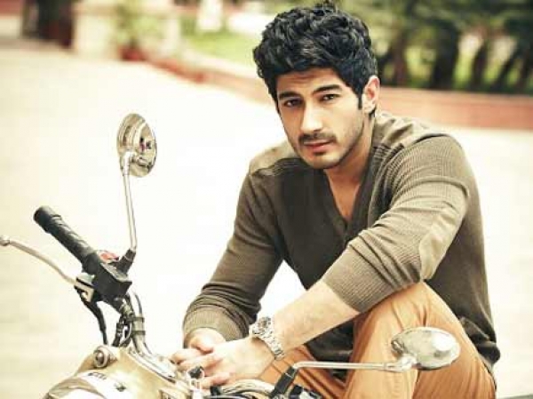  मोहित के पास आया अमेरिकन बाइक कंपनी का ऑफर 