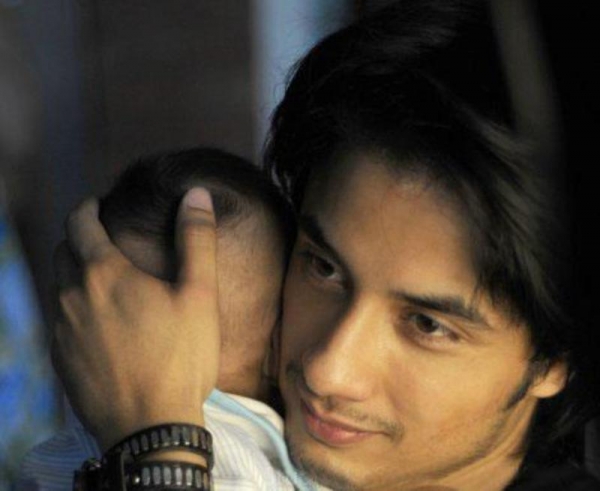  बेटी के पिता बनें अली जफर