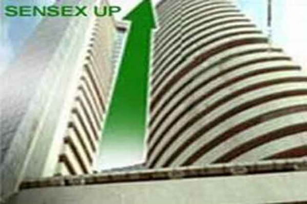 बाजार में ऐतिहासिक उछाल, पहली बार सेंसेक्स 30 हजार के पार