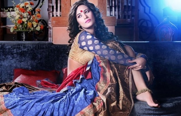 सेमी न्यूड फोटो मामला : पूनम पांडे के खिलाफ 2 साल पुराना मामला रद्द