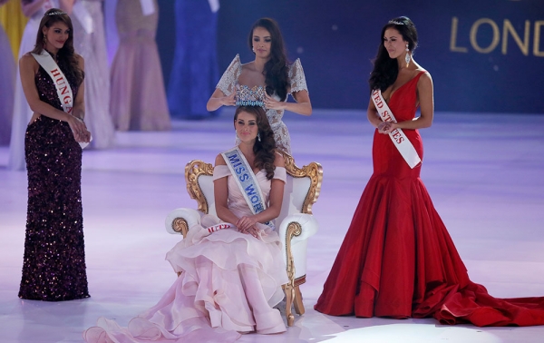  रोलीन स्ट्रॉस बनीं मिस वर्ल्ड