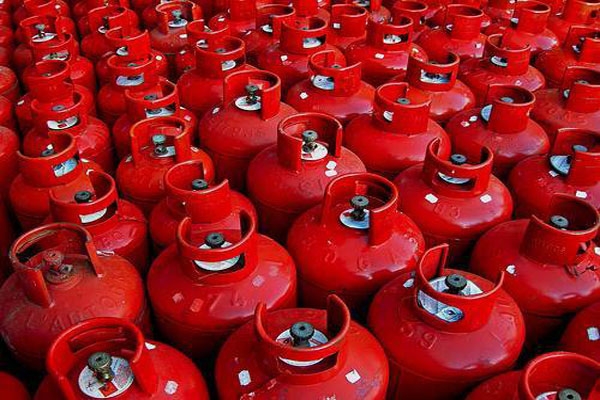 OIL और ONGC को मिली LPG सब्सिडी पेमेंट से छूट