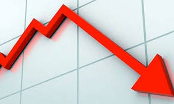 शुरुआती कारोबार में शेयर बाजार में आई गिरावट