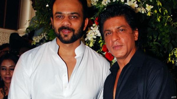 रोहित शेट्टी ने किंग खान को भेंट की साइकिल 