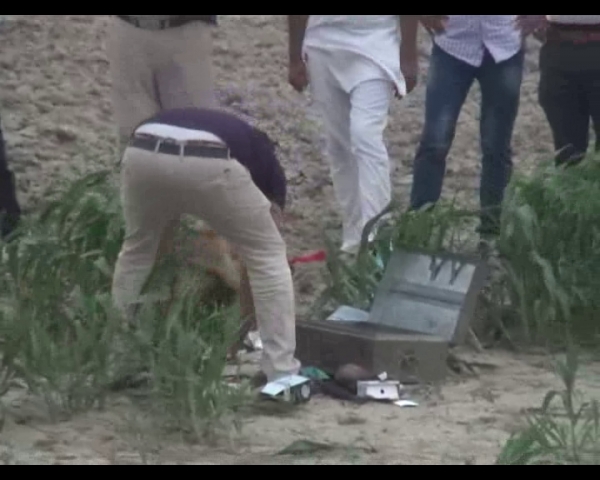 कैथल के गाँव छौत में दो घरो से करीब 10 लाख की चोरी