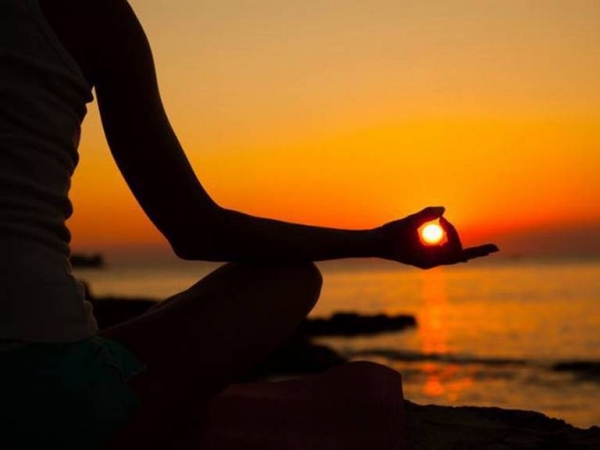 योग दिवस पर लगी योग उत्पाद बेचने के लिए विदेशी कंपनी की होड़