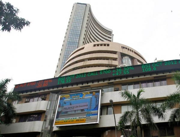 सेंसेक्स-निफ्टी में सुस्ती