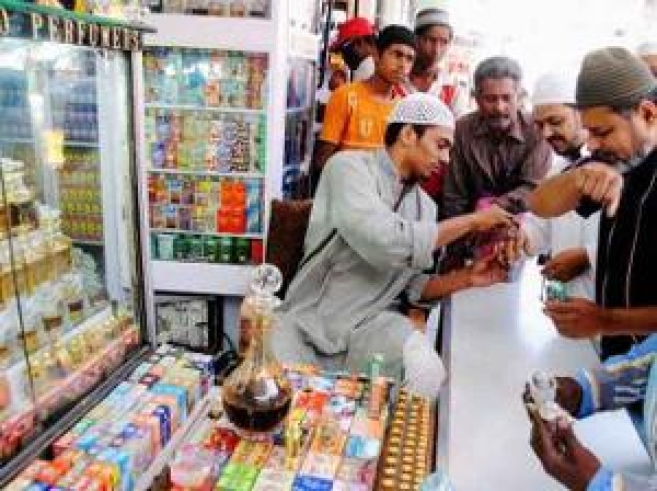 दिल्ली में मिलता है सोने जितना महंगा इत्र