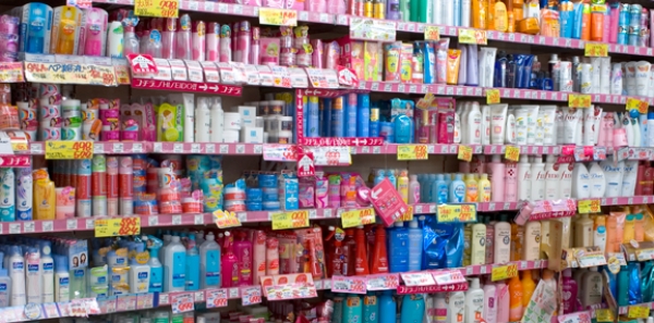 भारत में बढ़ते मध्य वर्ग को लुभाने में कामयाब रही है विदेशी कंपनियां