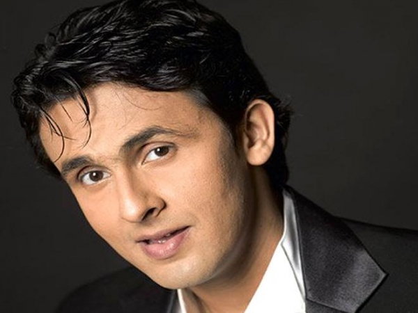 सोनू निगम का आज है जन्मदिन