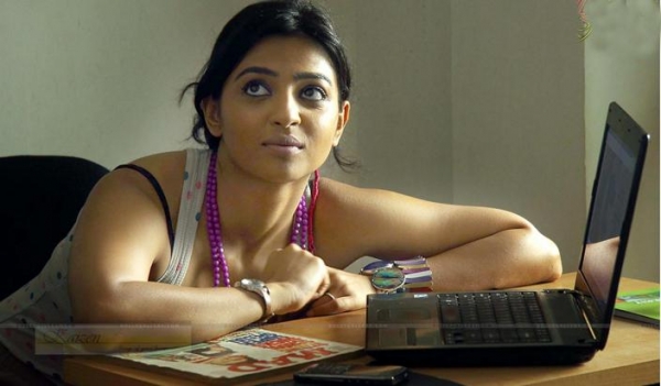 राधिका करेंगी तमिल सुपरस्टार के साथ काम