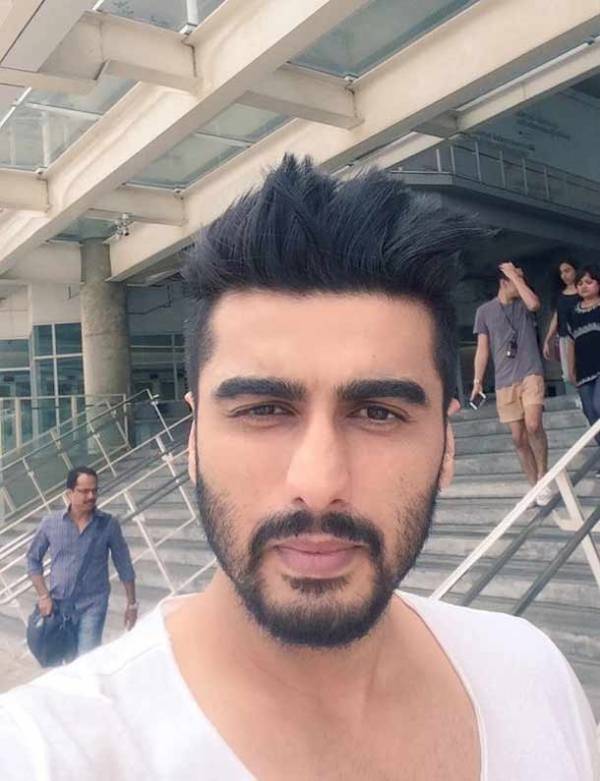 अपने फैंस के लिए अर्जुन कपूर ने शेयर की सेल्फी