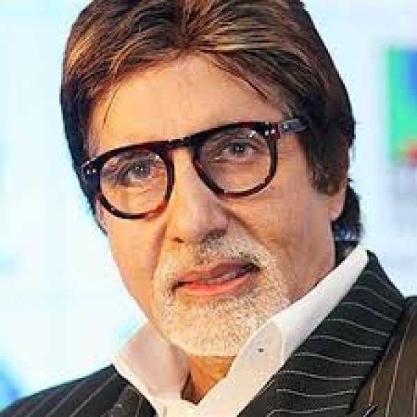 अभद्र SMS को लेकर बिग बी ने दर्ज करायी शिकायत