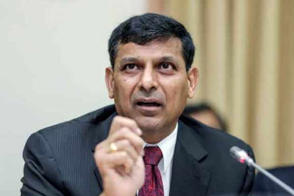 अगले साल भी चलते लिखे हुए नोट: राजन