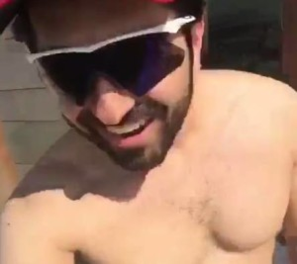 आयुष्मान ने सलमान को उन्ही के स्टाइल में दी जन्मदिन की बधाई