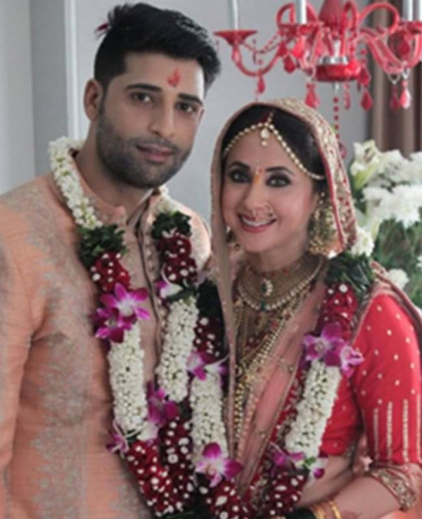 उर्मिला मातोंडकर ने अपने से 9 साल छोटे मोहसिन से की शादी