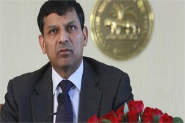 RBI के नाम धोखाधड़ी करने वालों से सावधान रहें: रघुराम राजन