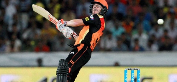 सनराइजर्स हैदराबाद ने मुंबई इंडियन्स को शिकस्त दी