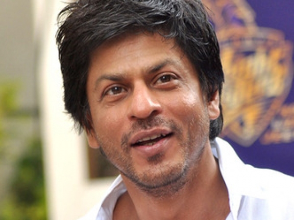 पीएम मोदी के मेक इन इंडिया के कायल हुए किंग खान