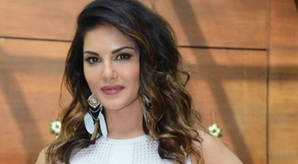 फिल्‍म नूर में सनी निभाएंगी ये दिलचस्प किरदार