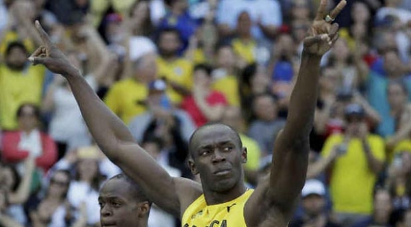 रियो 2016 : बोल्ट ने 100 मीटर में हैट्रिक बनाकर रचा इतिहास