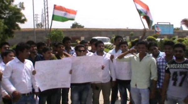 पलवल : एकेडमिक यूनिवर्सिटी खोलने की मांग को लेकर छात्रों का प्रदर्शन