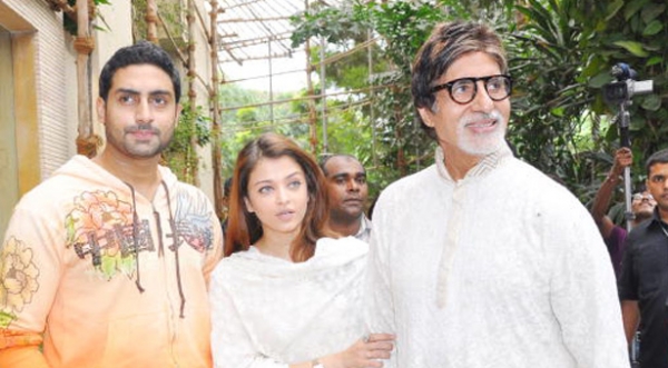 रणबीर-ऐश्वर्या के रोमांटिक सीन से बच्चन परिवार खफा, नहीं देखा फिल्म का ट्रेलर!