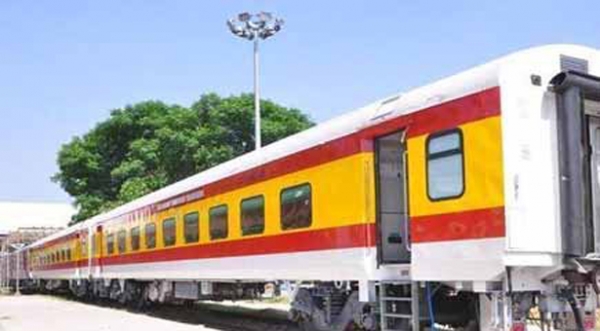 रेलवे के नए टाइम टेबल में तेजस, हमसफर सहित 30 नई ट्रेनें