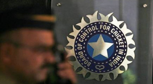 SC की फटकार के बाद सकते में BCCI, शुक्रवार को अहम बैठक 