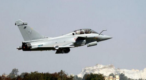 भारत के राफेल खरीदने से घबराया चीन और पाकिस्तान!