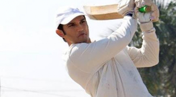 बायोपिक जोनर में बॉक्स ऑफिस पर पहले ही दिन धोनी का छक्का